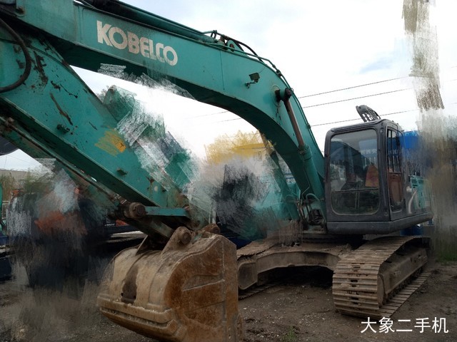神钢 SK250LC-8 挖掘机