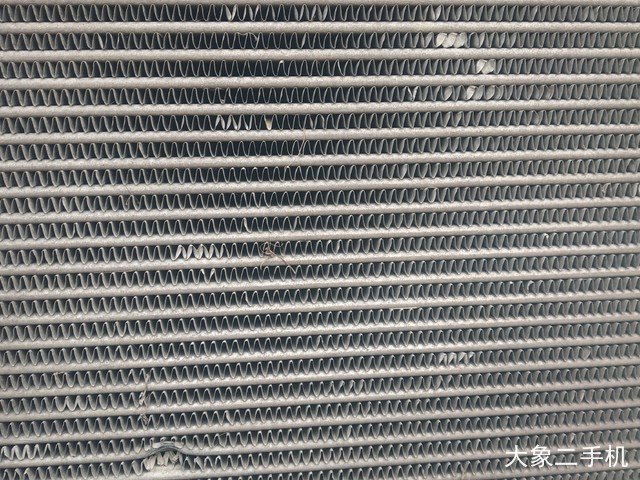 神钢 SK480LC-8 挖掘机