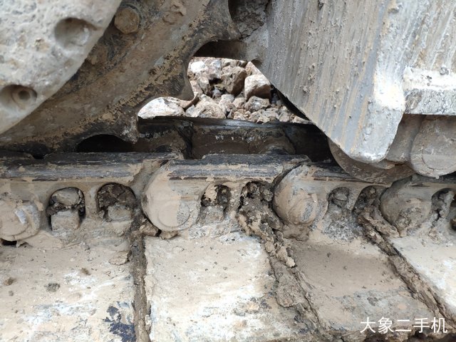 徐工 XE200D 挖掘机