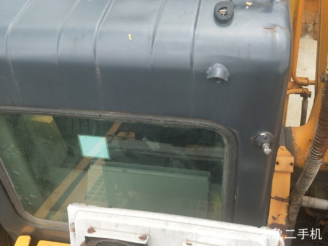 现代 R335LC-7 挖掘机