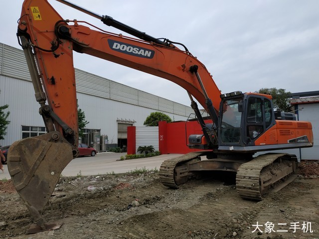 斗山 DX380LC-9C 挖掘机