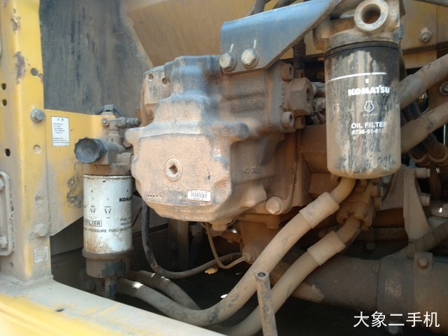 小松 PC240LC-8 挖掘机