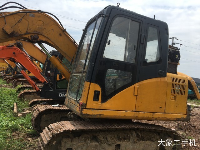 雷沃重工 FR80G 挖掘机