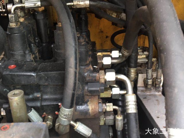 徐工 XE135B 挖掘机