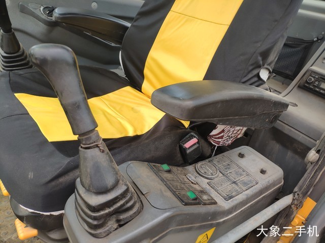 沃尔沃 EC290BLC 挖掘机