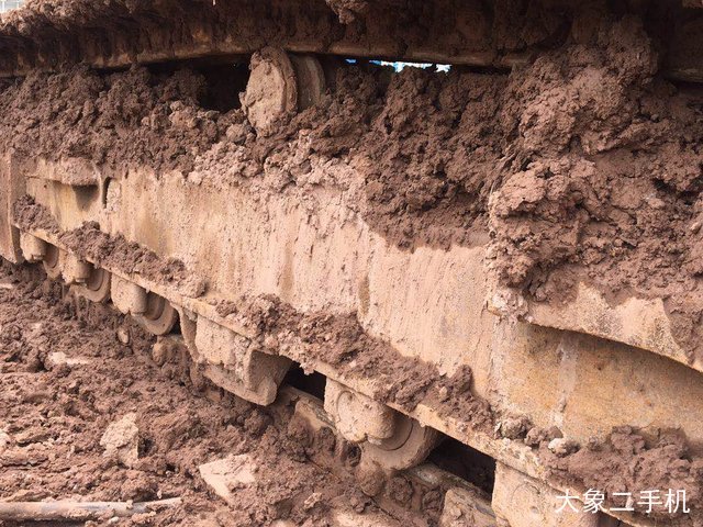 徐工 XE135B 挖掘机