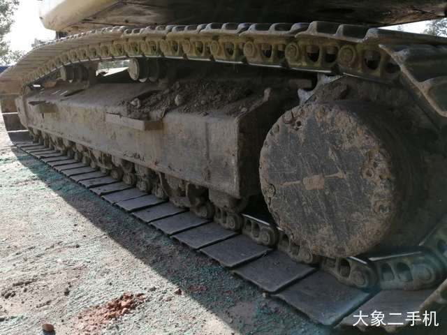 小松 PC220-7 挖掘机