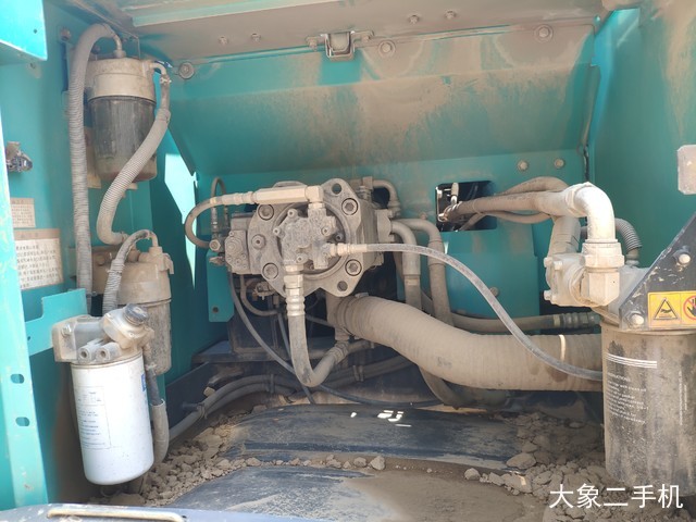 神钢 SK260LC-8 挖掘机