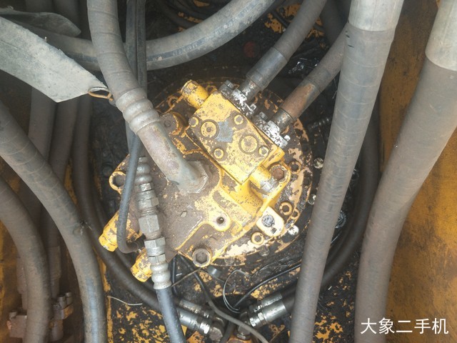 加藤 HD1430R-M 挖掘机