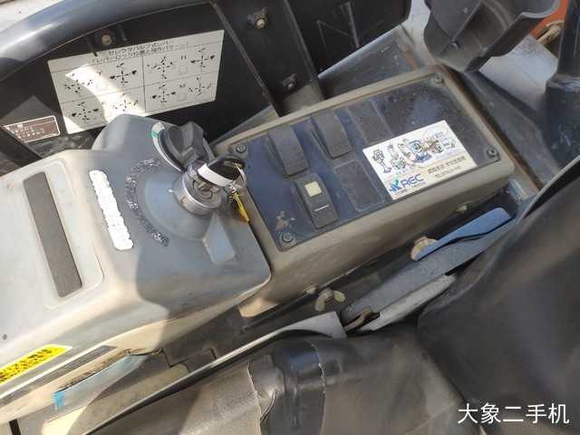 日立 ZX30U-3 挖掘机