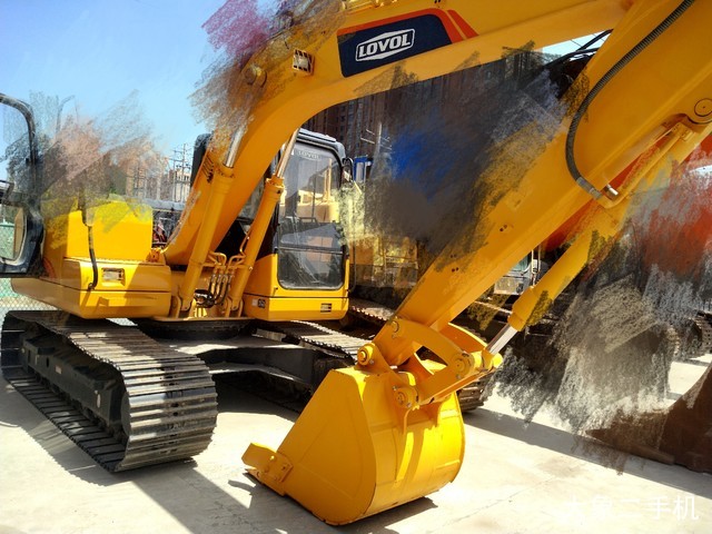 雷沃重工 FR170 挖掘机