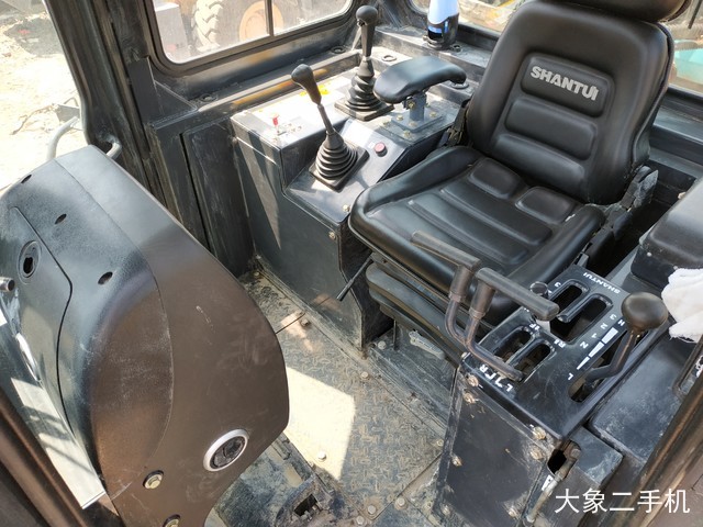 山推 SD22标准型 推土机