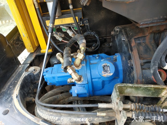 现代 R60-7 挖掘机