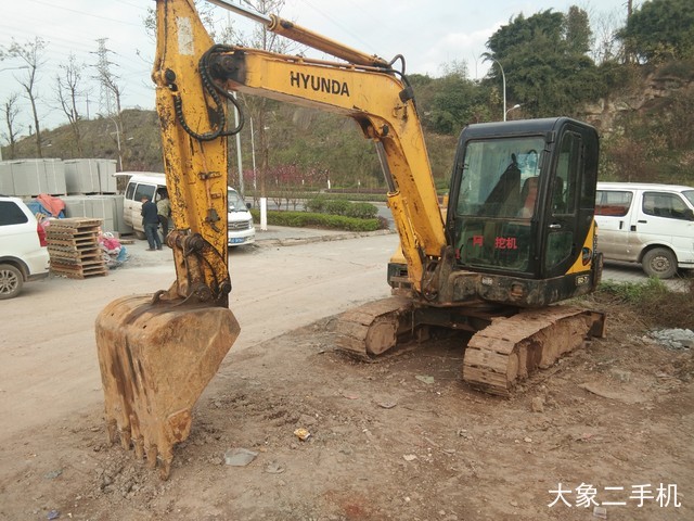 现代 R60-7 挖掘机