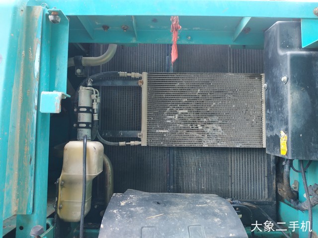 神钢 SK260LC-8 挖掘机