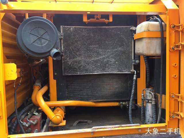 三一重工 SY135C-9 挖掘机