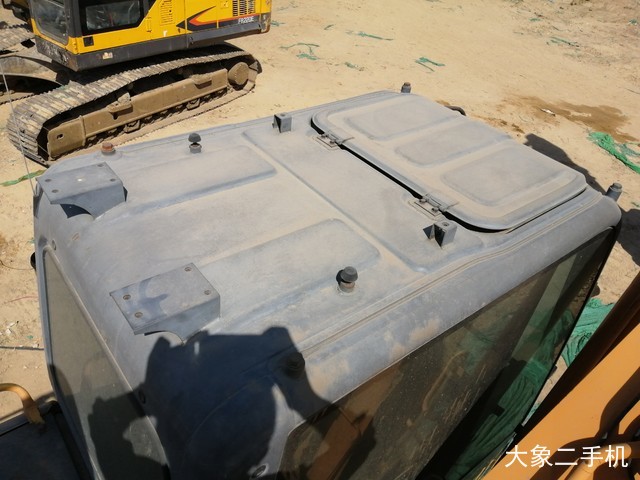 凯斯 CX240B 挖掘机