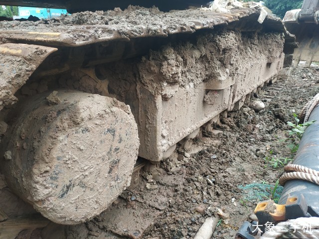 神钢 SK260LC-8 挖掘机