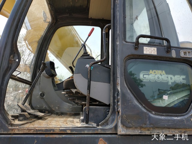 神钢 SK260LC-8 挖掘机