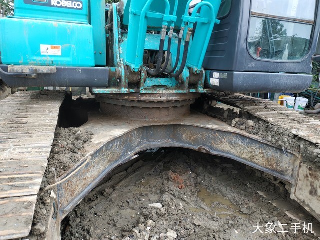 神钢 SK260LC-8 挖掘机