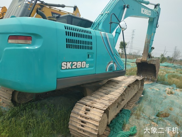 神钢 SK260LC-10 挖掘机