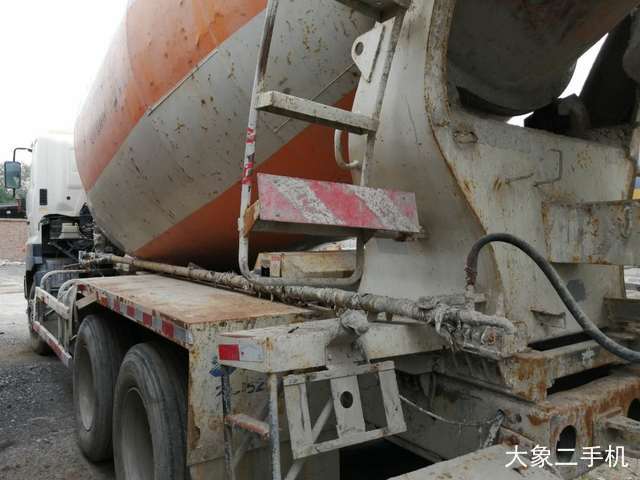 中联重科 ZLJ5256GJBGH日野 搅拌运输车