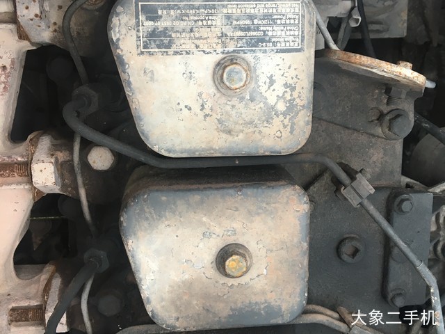 现代 R215-7C 挖掘机
