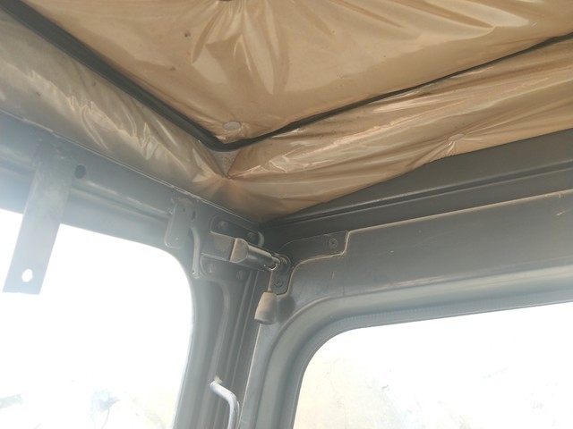 现代 R150LC-7 挖掘机