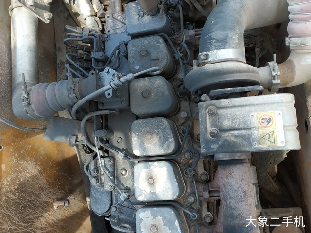 现代 R225LC-7 挖掘机