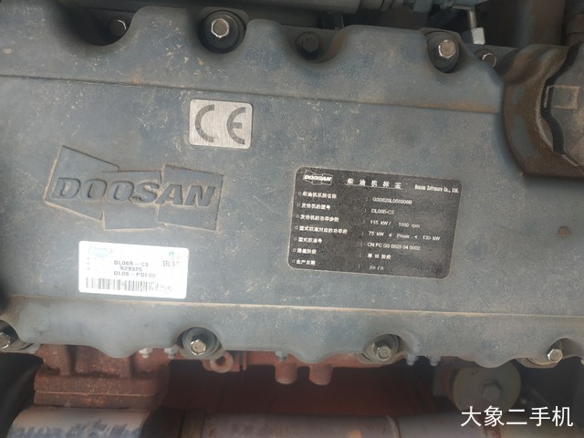 斗山 DX215-9C 挖掘机