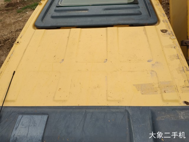 小松 PC200-8 挖掘机