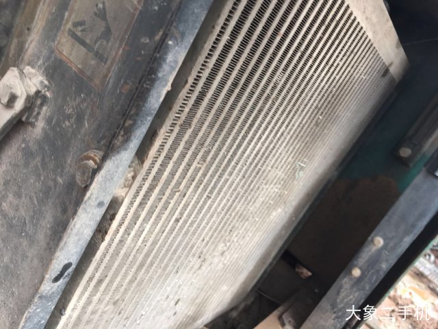 神钢 SK55-C 挖掘机