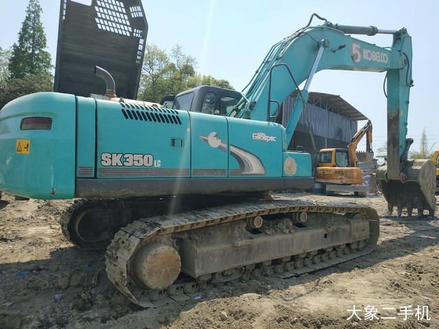 神钢 SK350LC-8 挖掘机