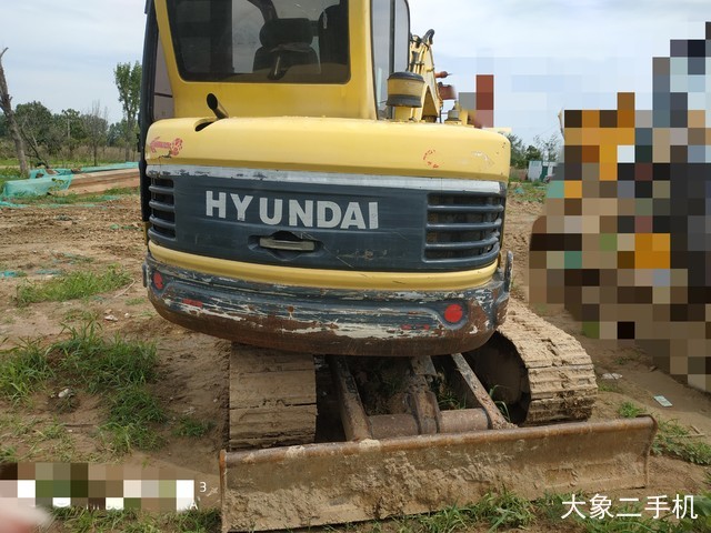 现代 R60-9 挖掘机