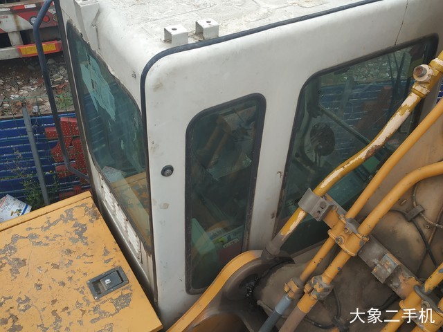 利勃海尔 R934B Litronic 挖掘机