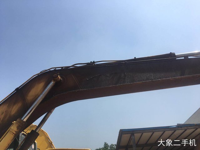 小松 PC220-8 挖掘机