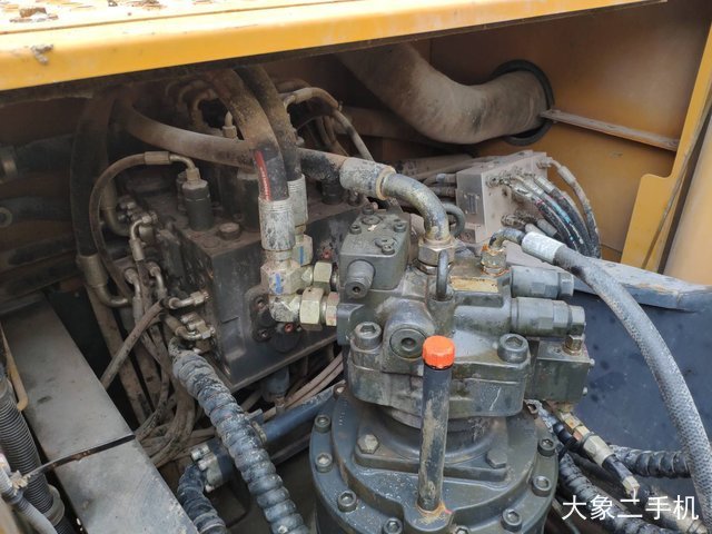 徐工 XE200D 挖掘机