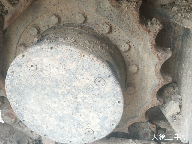 徐工 XE150D 挖掘机