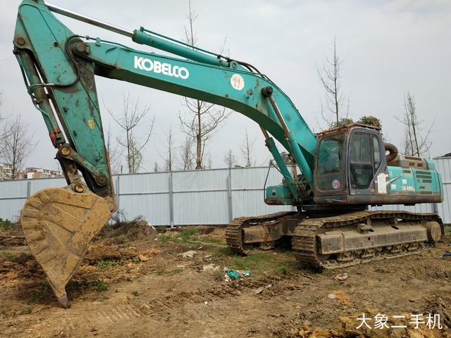神钢 SK480LC-8 挖掘机