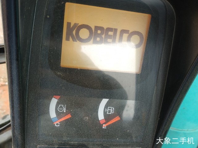 神钢 SK260LC-8 挖掘机