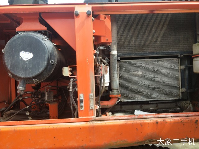 斗山 DX300LC 挖掘机