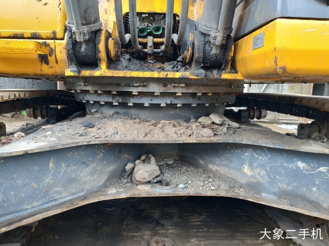 徐工 XE370CA 挖掘机