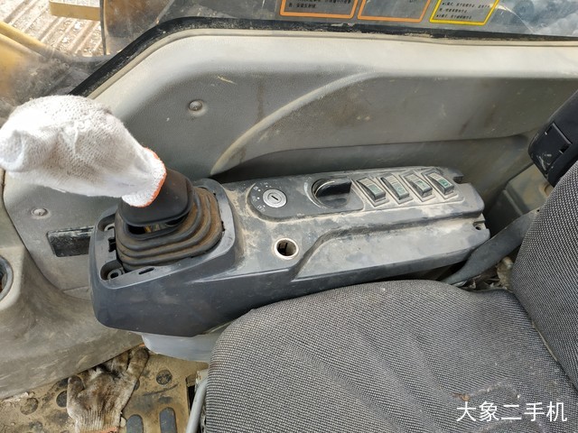 中联重科 ZE360E 挖掘机