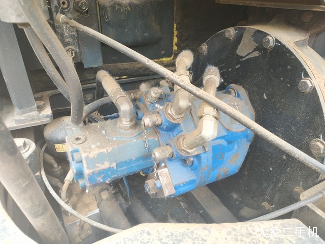 现代 R60-9 挖掘机