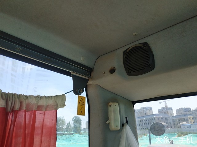 小松 PC200LC-8M0 挖掘机