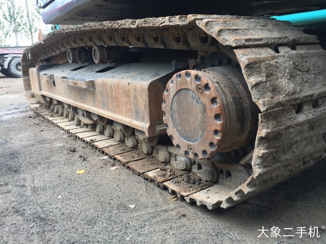 神钢 SK330-10 挖掘机