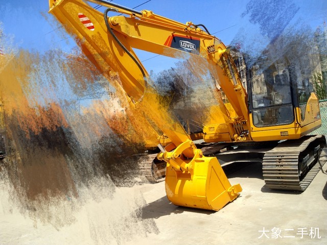 雷沃重工 FR170 挖掘机