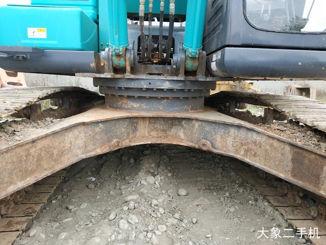神钢 SK260LC-8 挖掘机