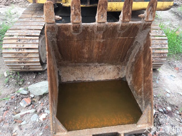 小松 PC70-8 挖掘机