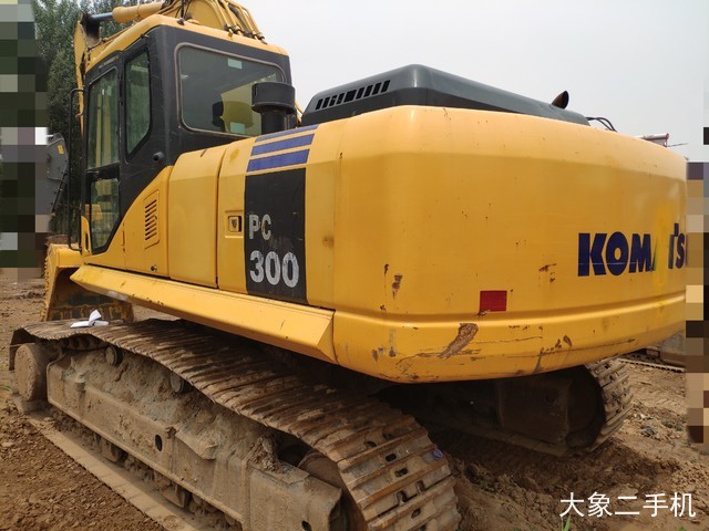 小松 PC270-7 挖掘机